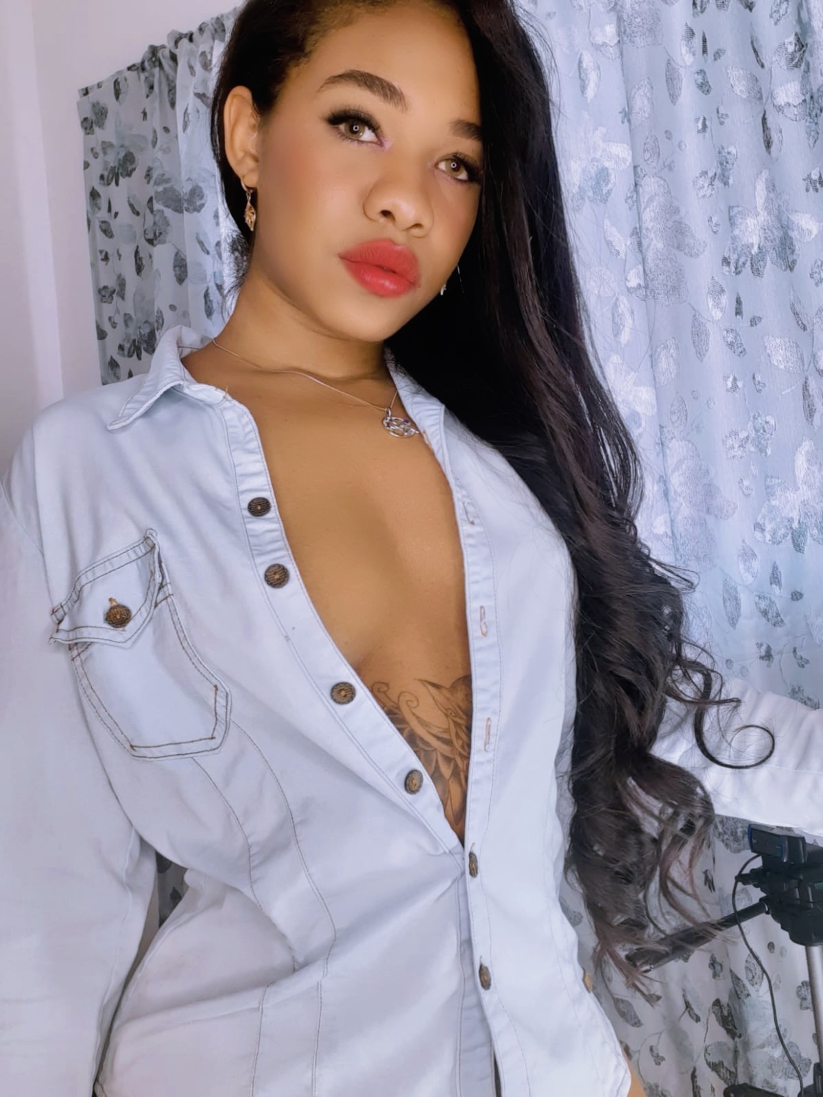 Live sex webcam photo for MayaBranson #7487349