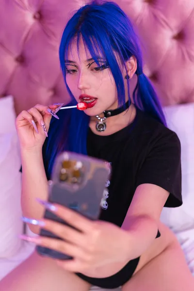 Live sex webcam photo for AmeliaaWalker #6035808