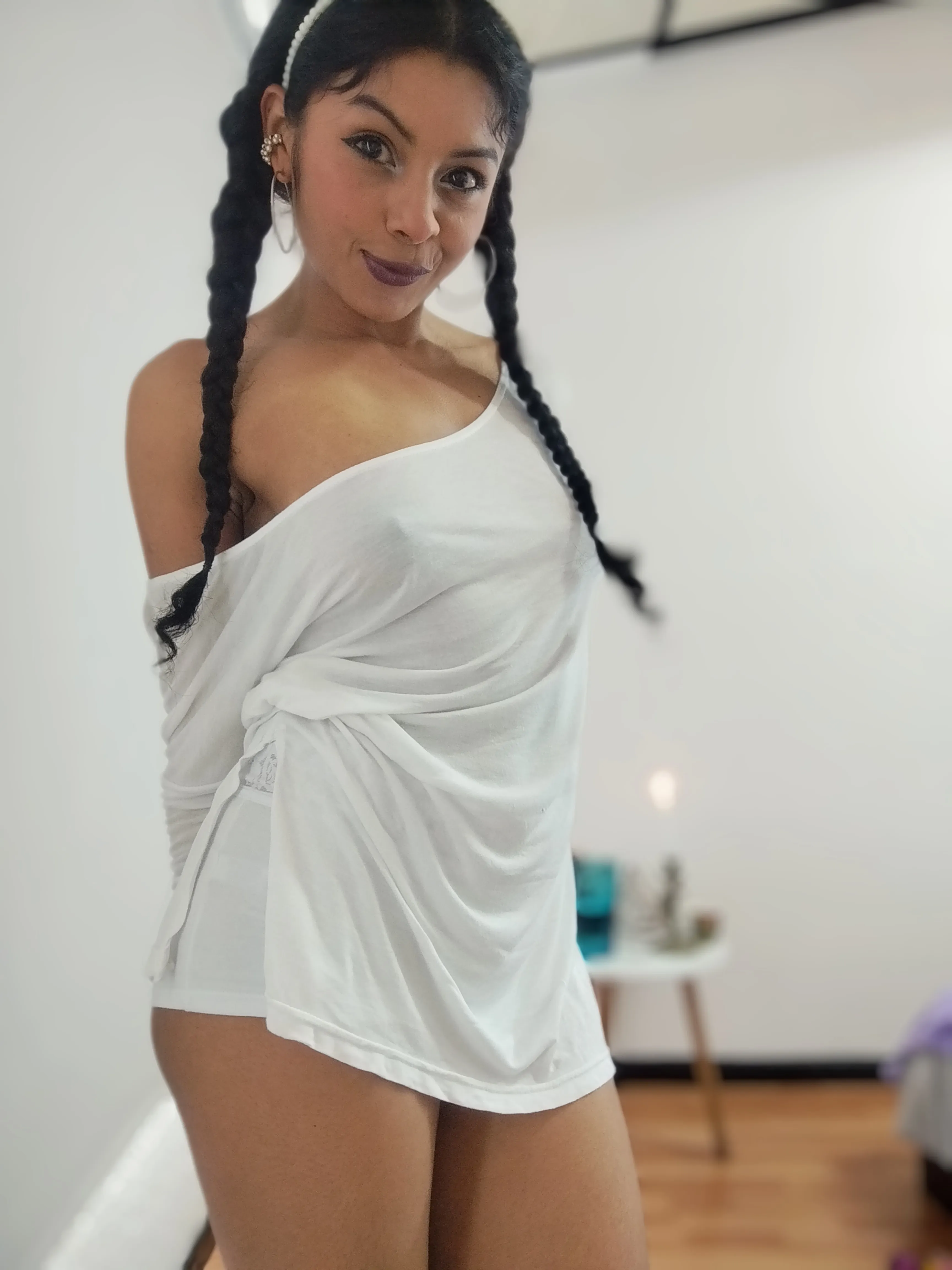 Live sex webcam photo for EmyCrahann #7884863