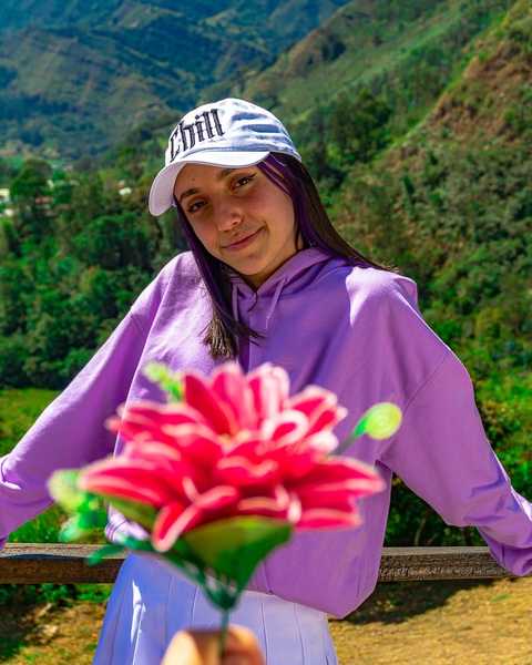 Live sex webcam photo for HannahLamberti #3571022