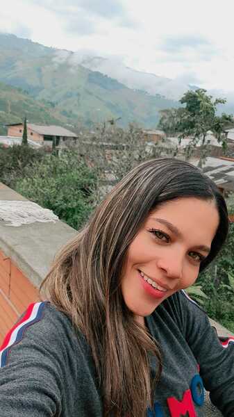 Live sex webcam photo for AlisonBryde #3626192