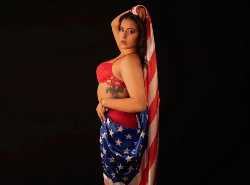 Live sex webcam photo for LorenaStevens18 #5383311