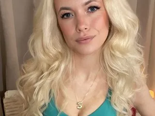 Live sex webcam photo for SophiaSinclaireX #8221553