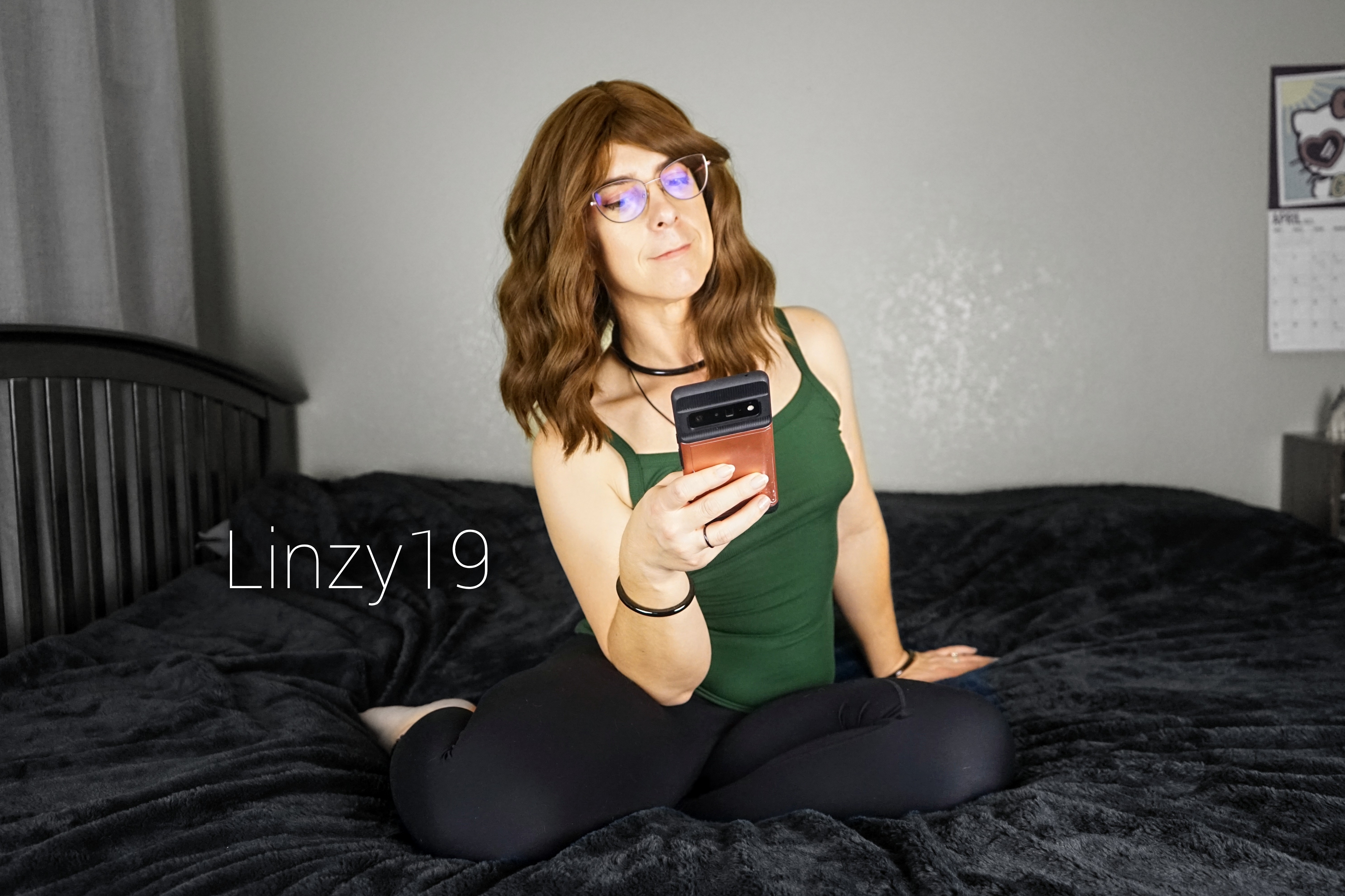 Live sex webcam photo for Linzy19 #7874871