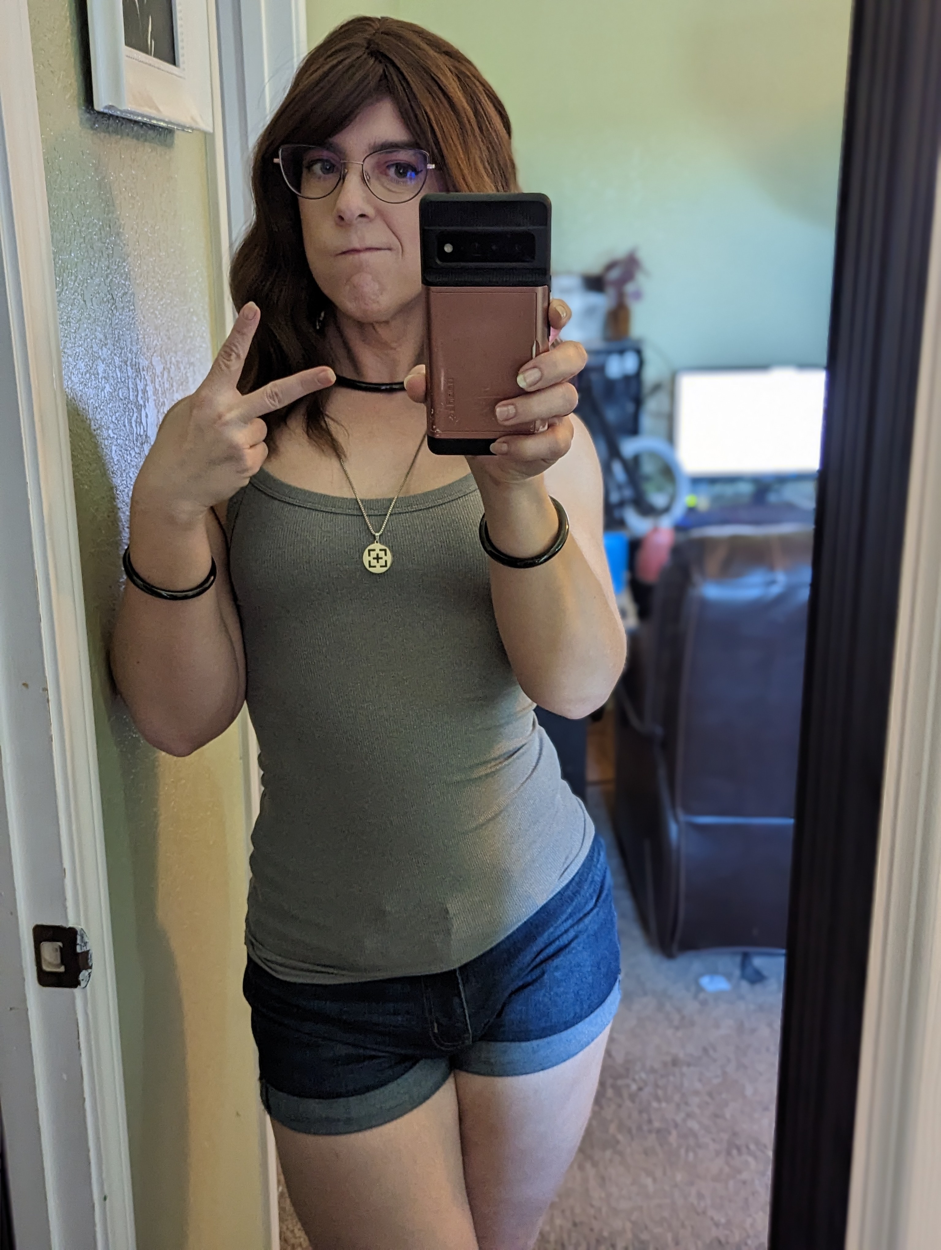 Live sex webcam photo for Linzy19 #7874873