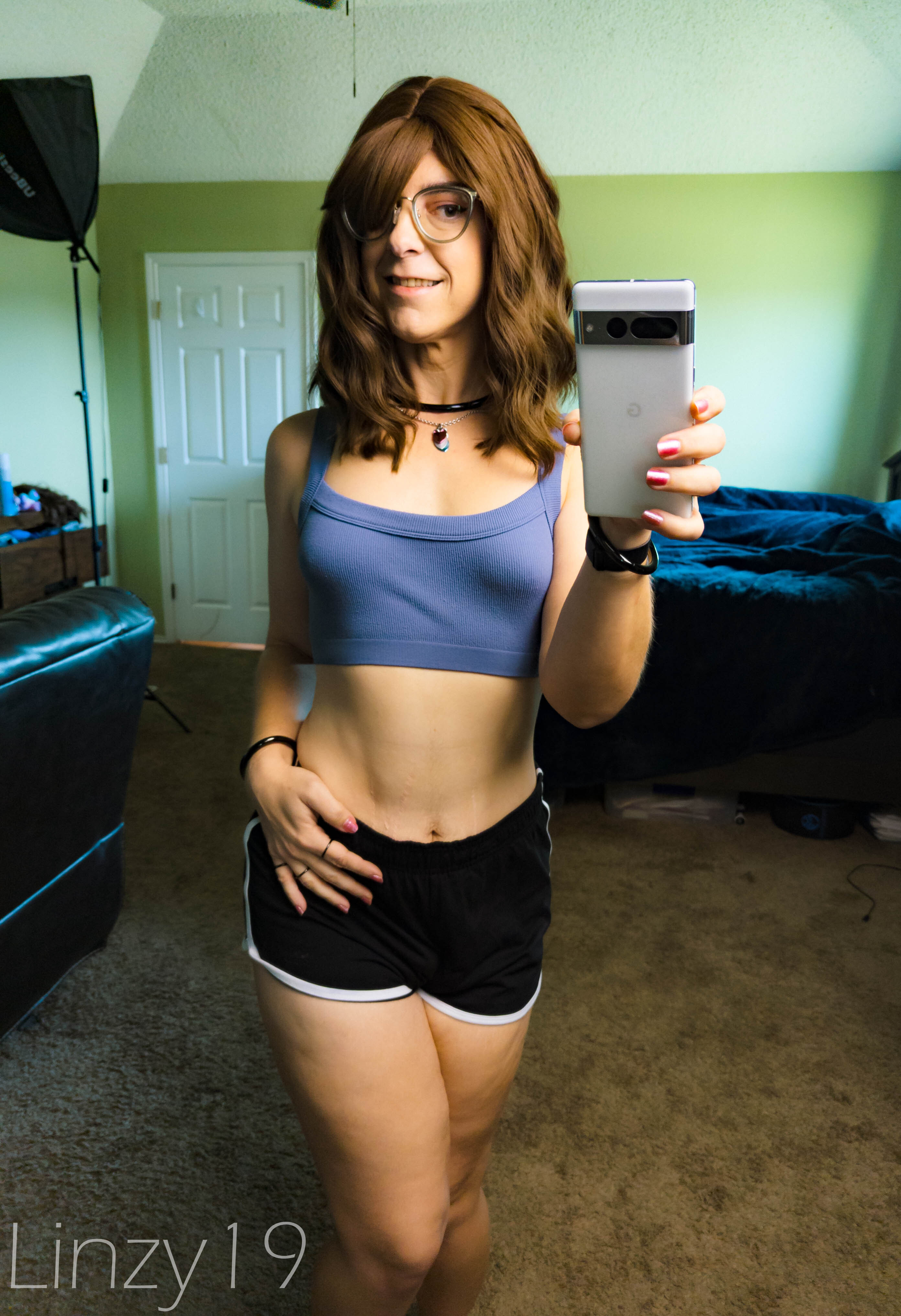 Live sex webcam photo for Linzy19 #7874913