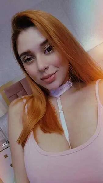 Live sex webcam photo for SophiaLaurens #5608088