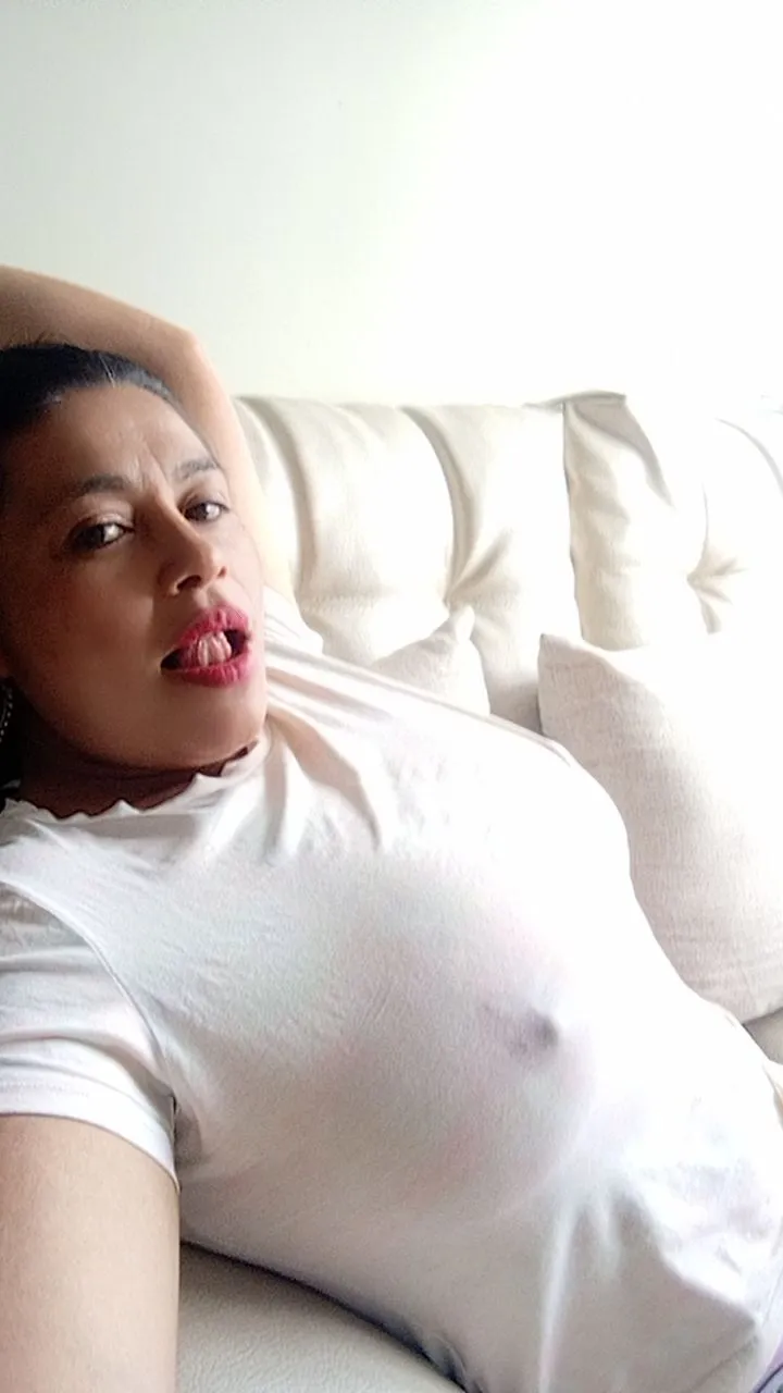 Live sex webcam photo for Susana33 #8069845