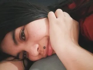 Live sex webcam photo for ZoeMultiSquirt #7400339