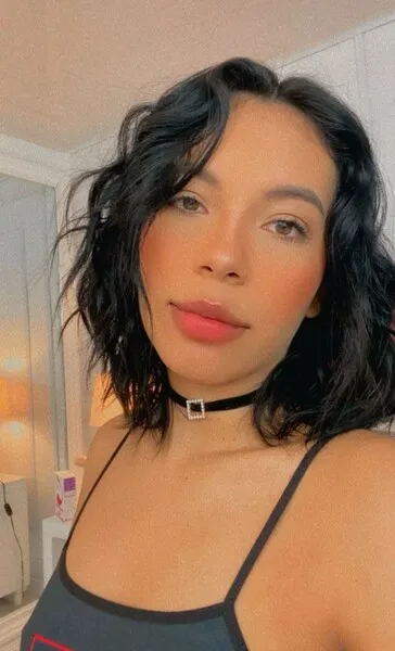 Live sex webcam photo for SophyWiilliamss #5328967