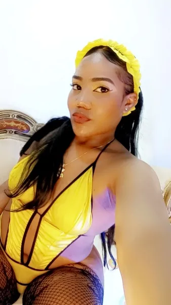 Live sex webcam photo for SamiaSmitn #6124025
