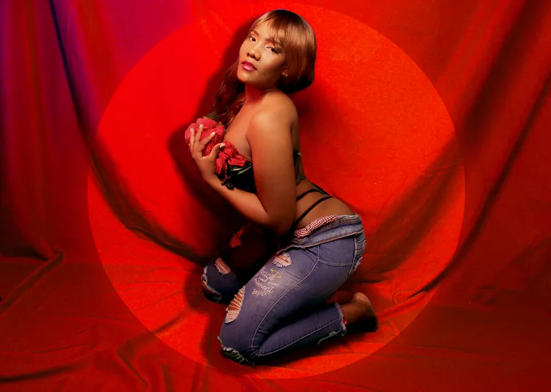 Live sex webcam photo for SamiaSmitn #6123955