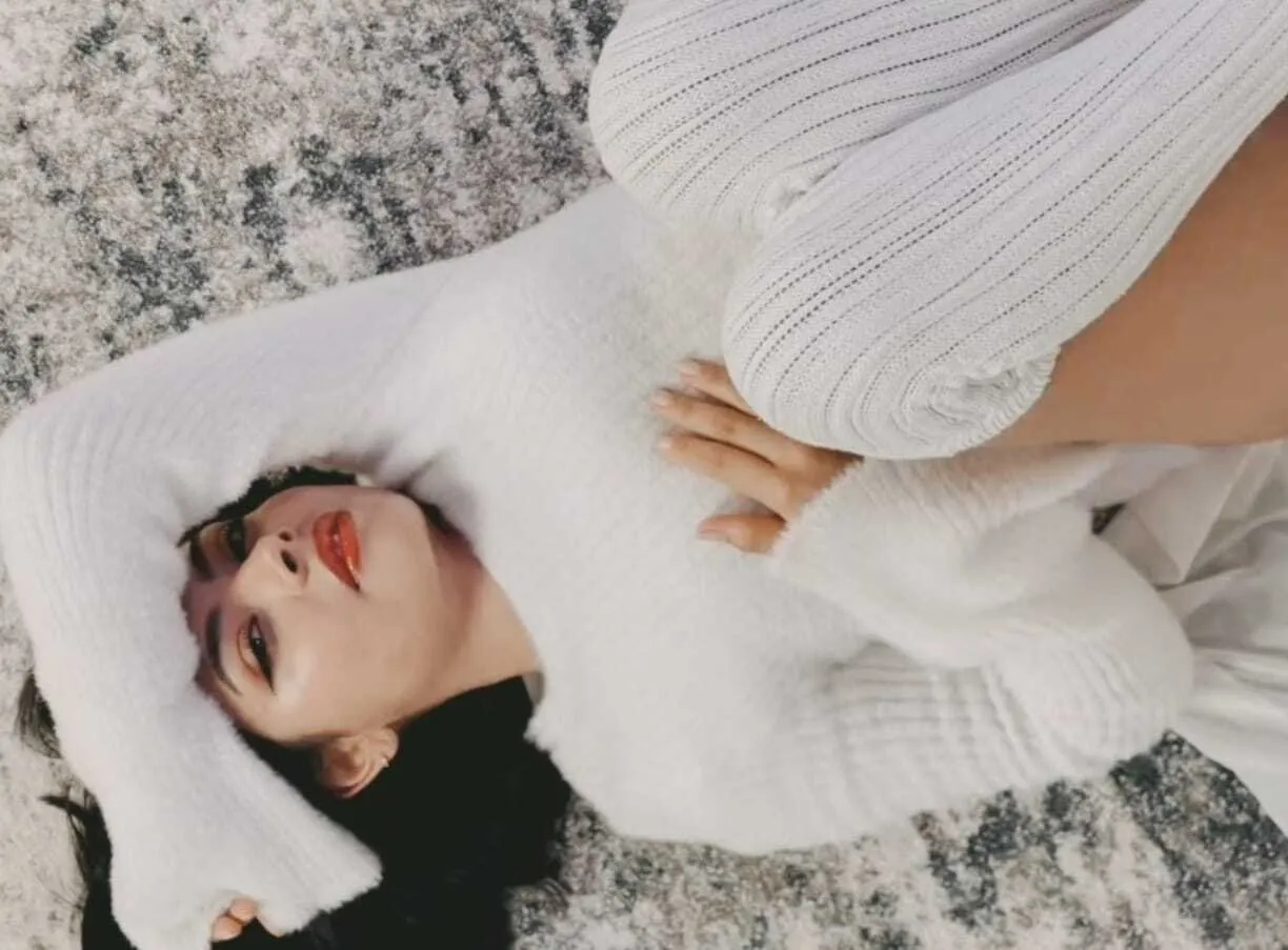 Live sex webcam photo for AngelicGrey #7362606