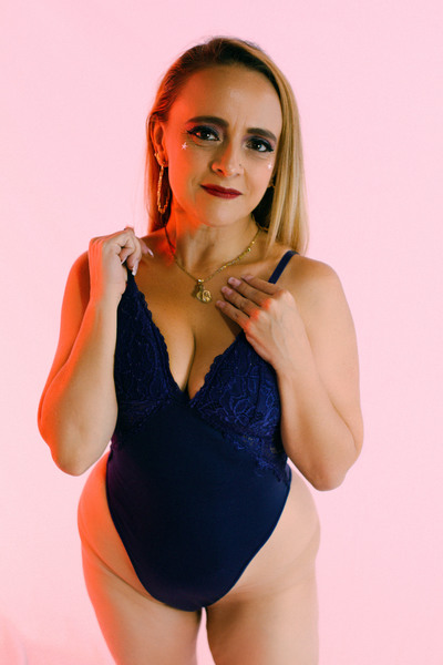 Live sex webcam photo for Sharonlove18 #3605024