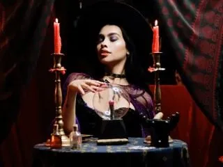 Live sex webcam photo for EmilyMillan #6523073
