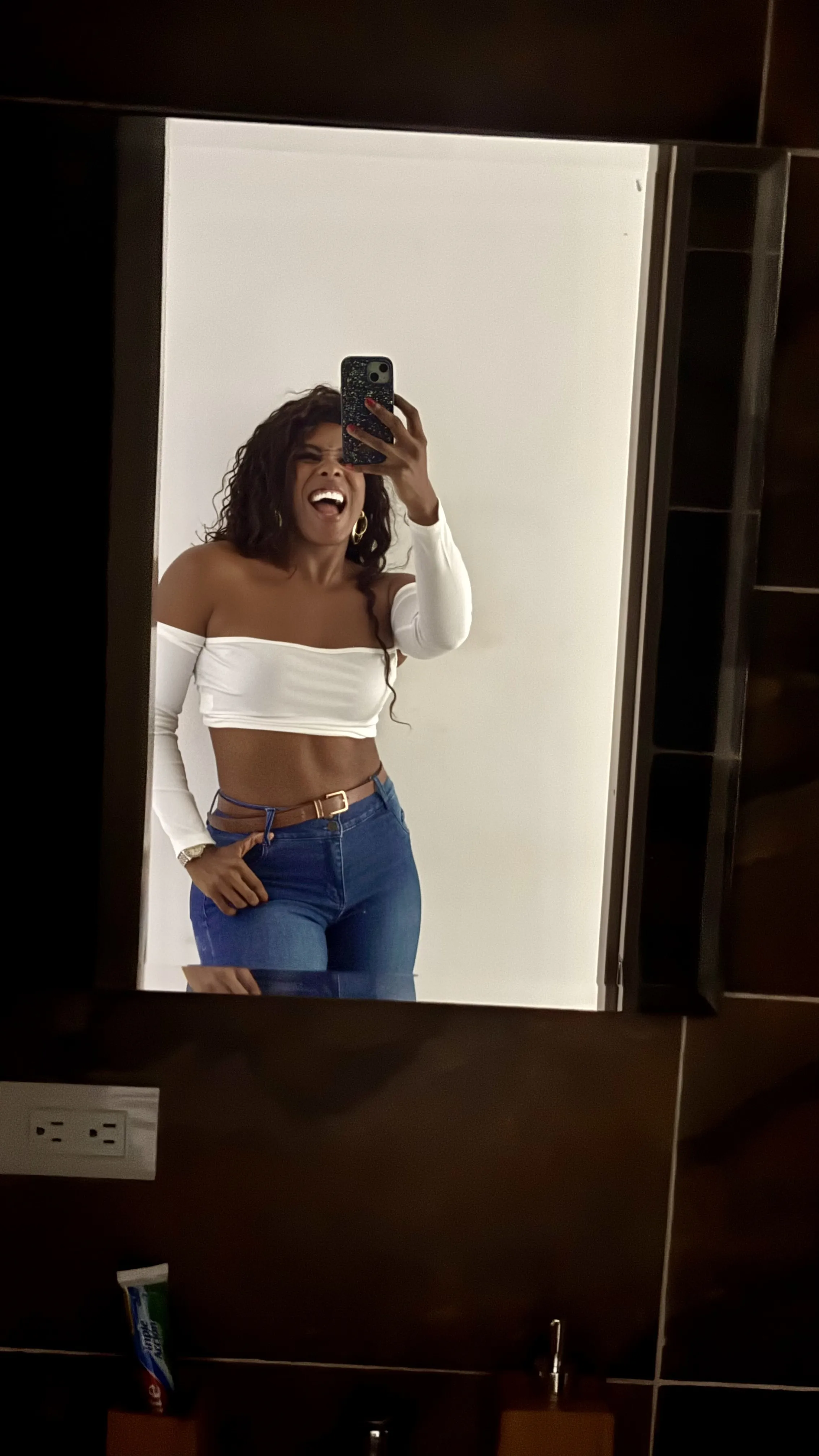 Live sex webcam photo for Cambellbigass #7961475