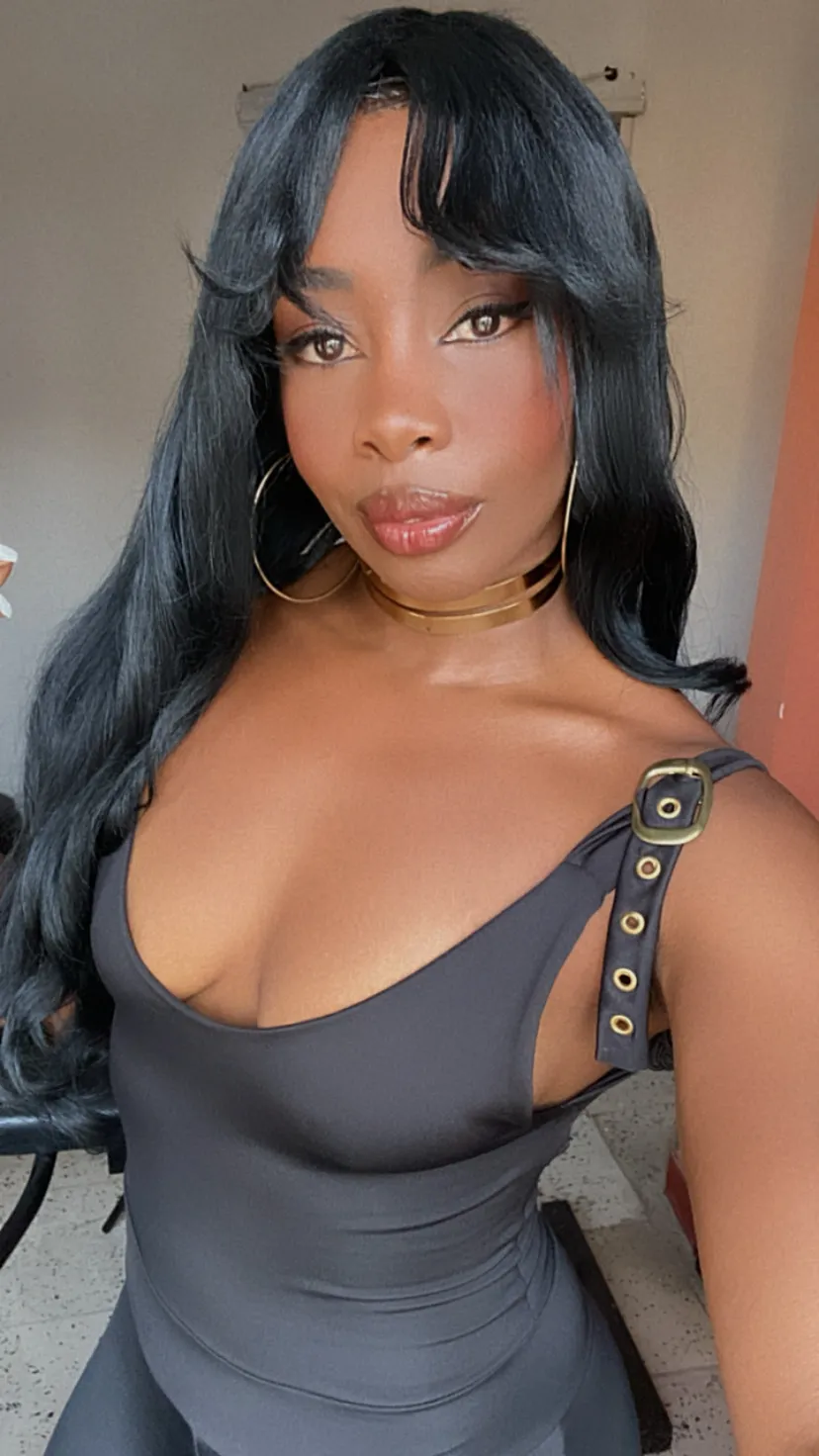 Live sex webcam photo for Cambellbigass #7229154