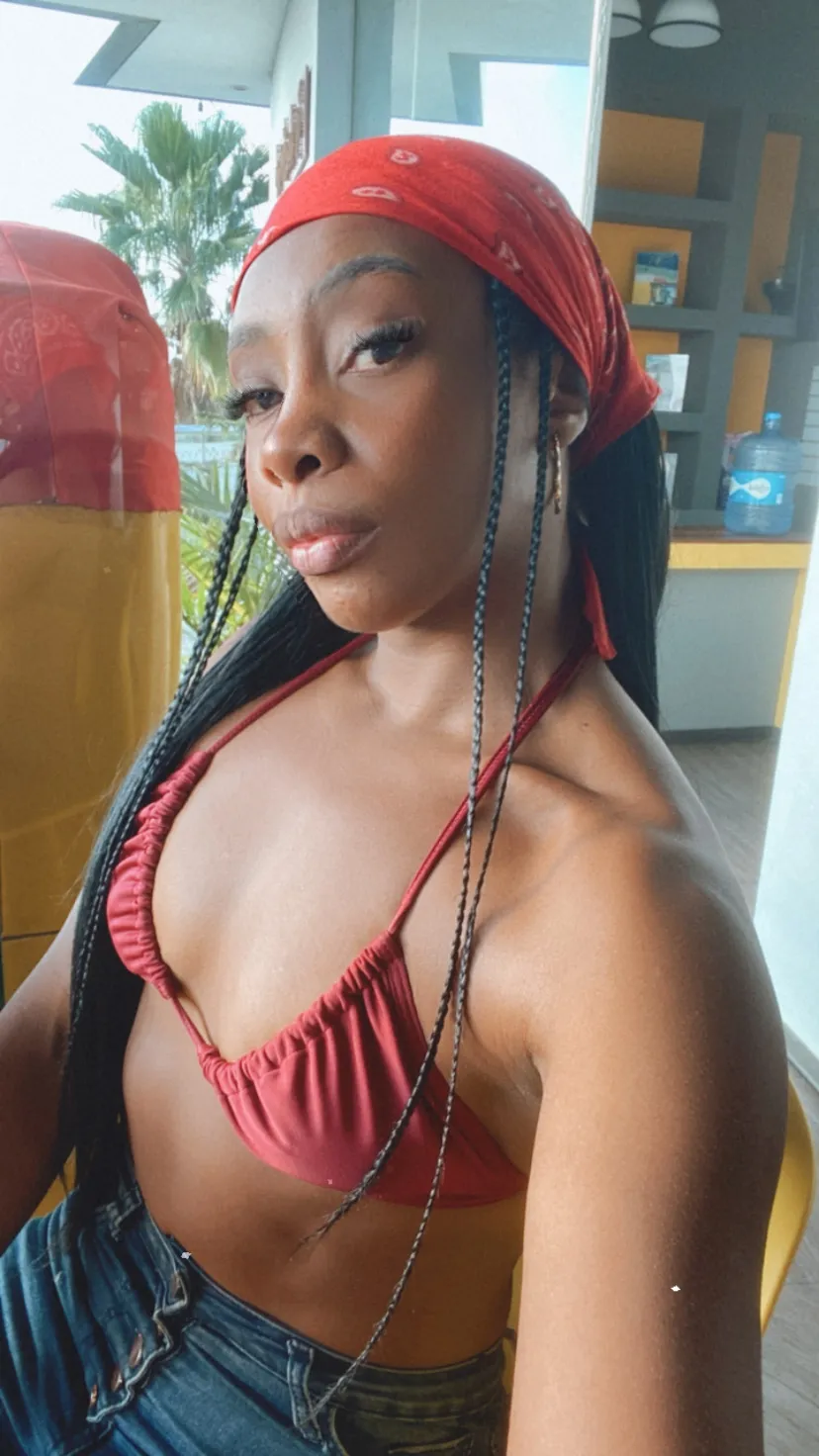 Live sex webcam photo for Cambellbigass #7228963