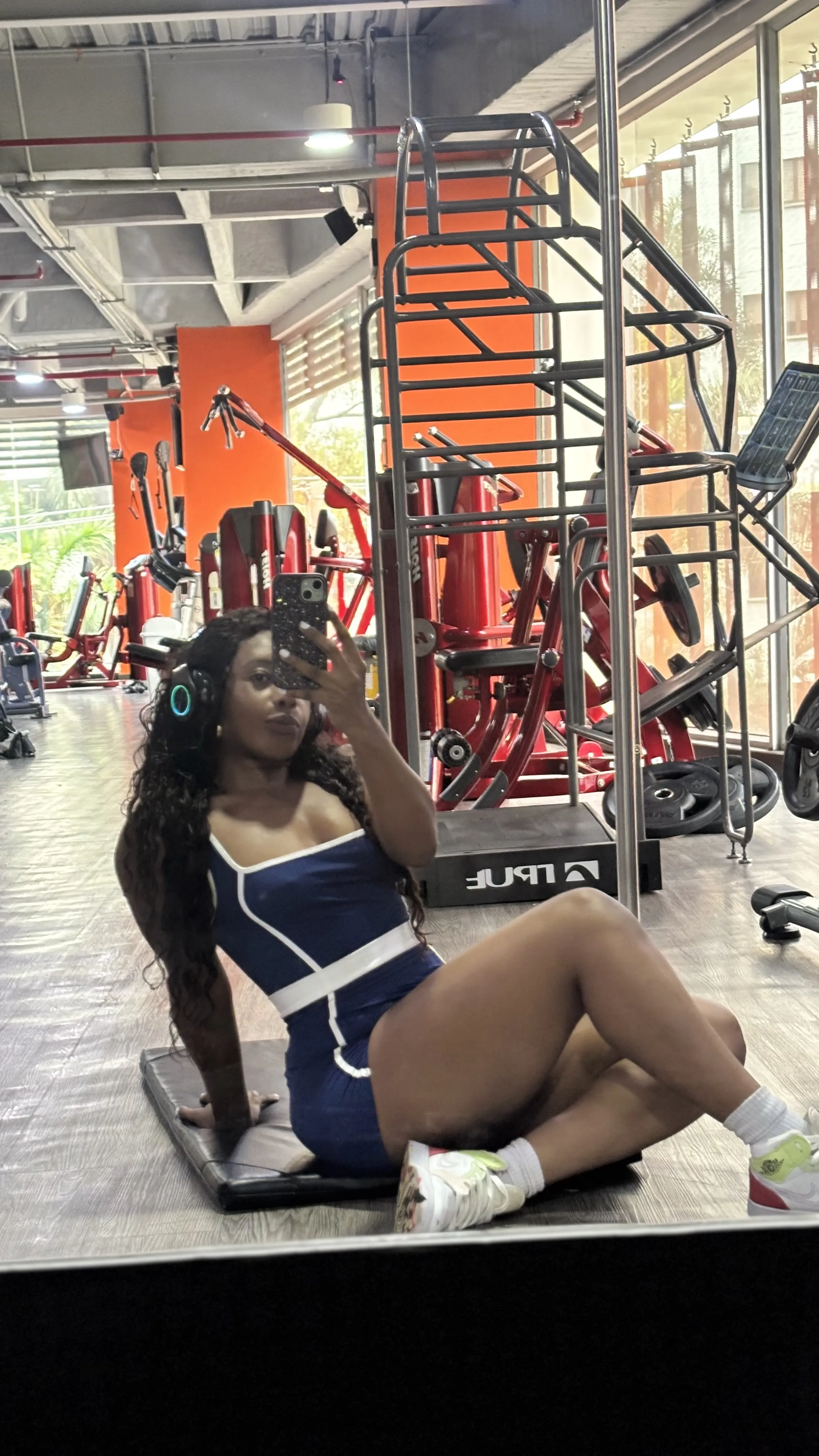 Live sex webcam photo for Cambellbigass #7961467