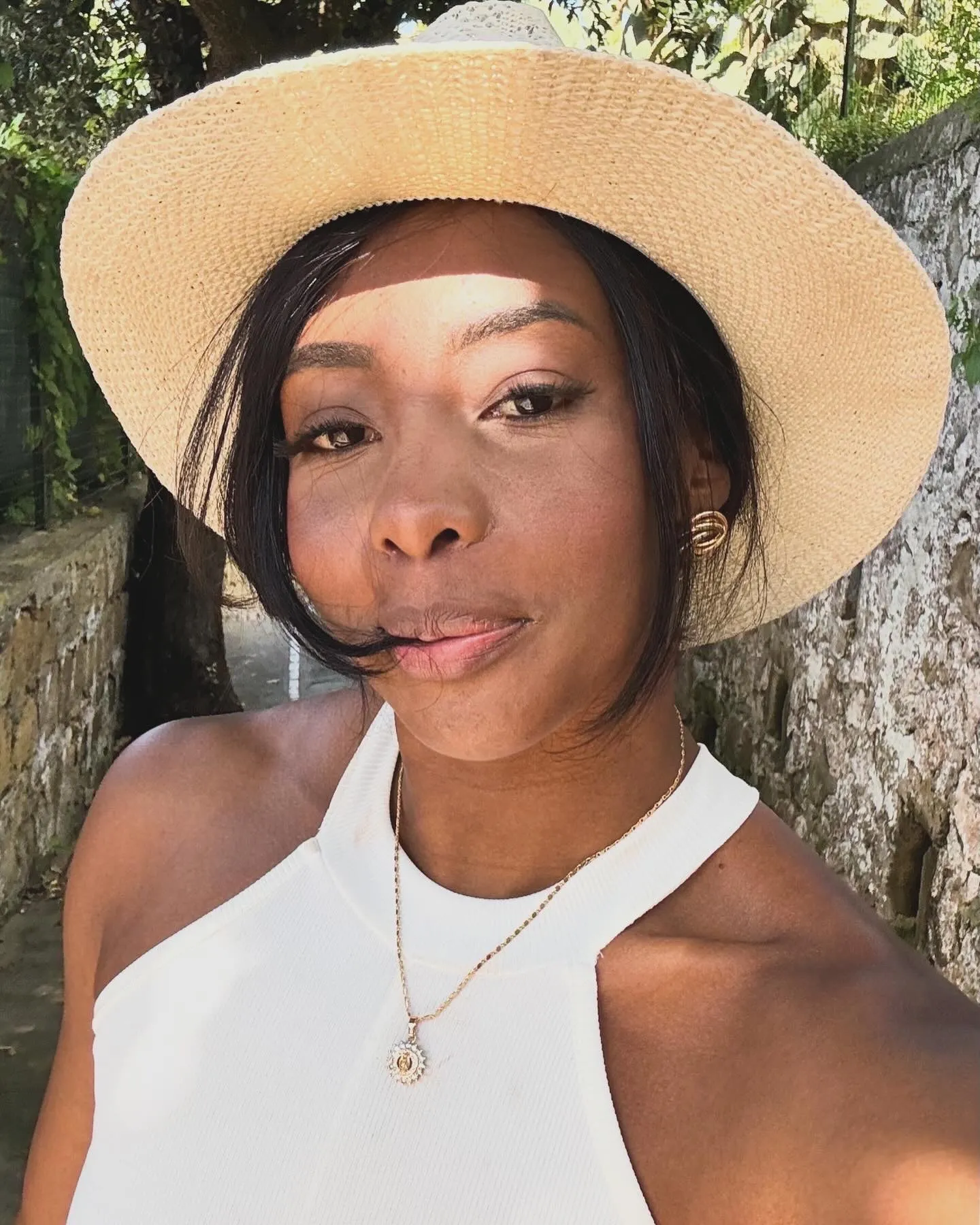 Live sex webcam photo for Cambellbigass #7229469