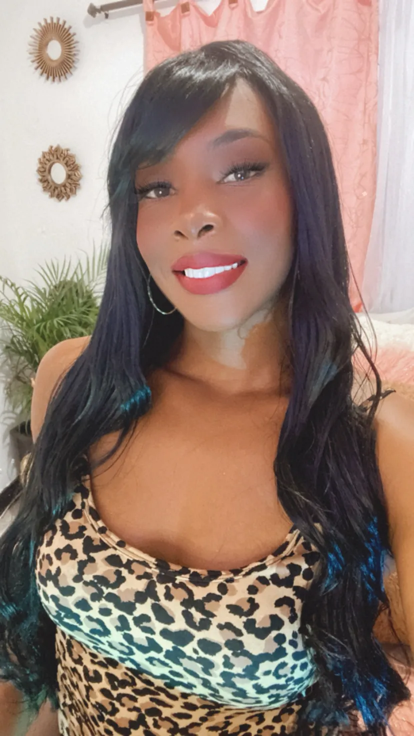 Live sex webcam photo for Cambellbigass #7228798