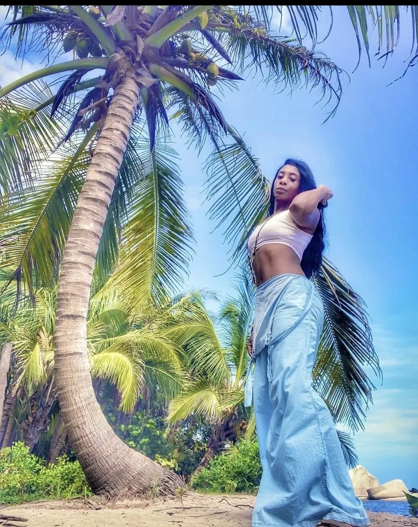 Live sex webcam photo for Cambellbigass #7228699