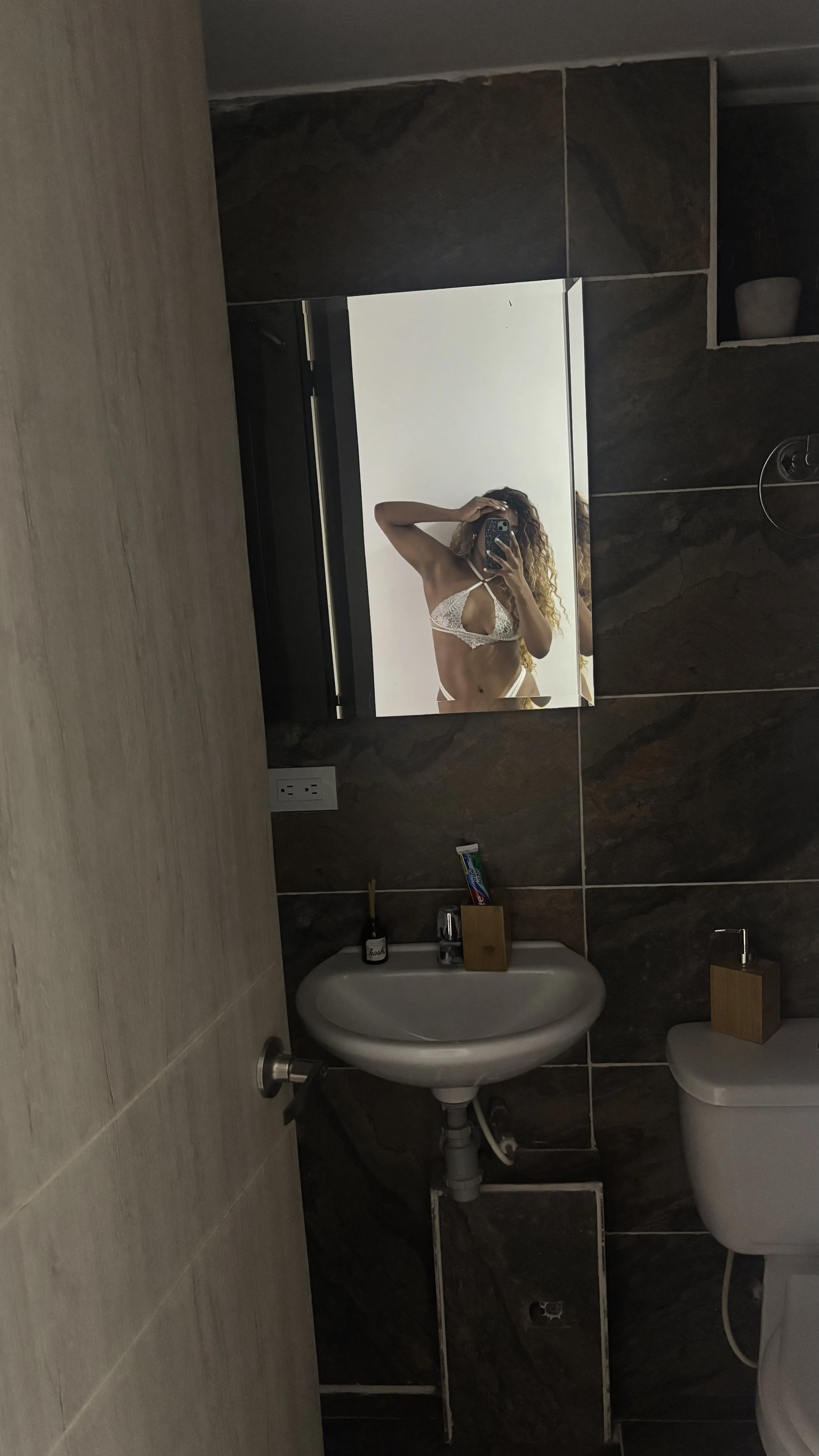 Live sex webcam photo for Cambellbigass #7961457