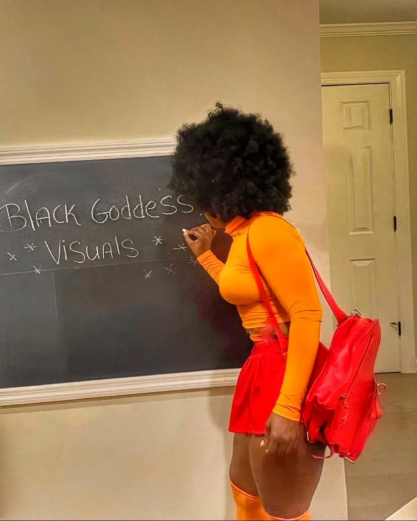 Live sex webcam photo for Cambellbigass #7229199