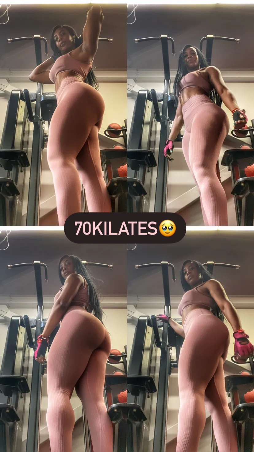 Live sex webcam photo for Cambellbigass #7228855