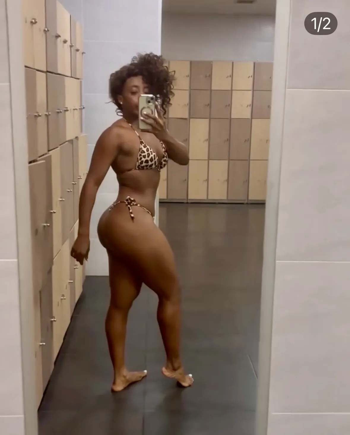 Live sex webcam photo for Cambellbigass #7961456