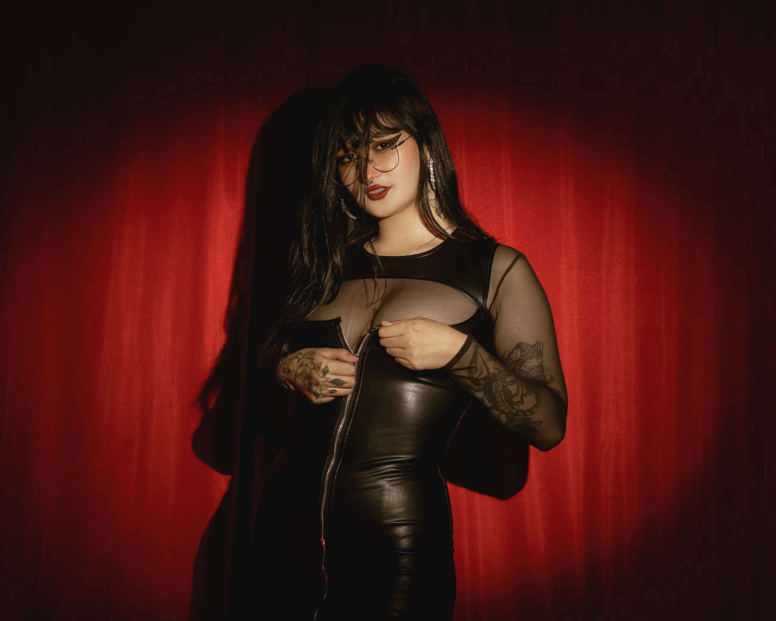 Live sex webcam photo for VioletLionn #6448414