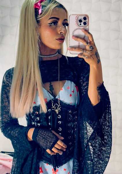 Live sex webcam photo for Breydiprincess18 #6965364