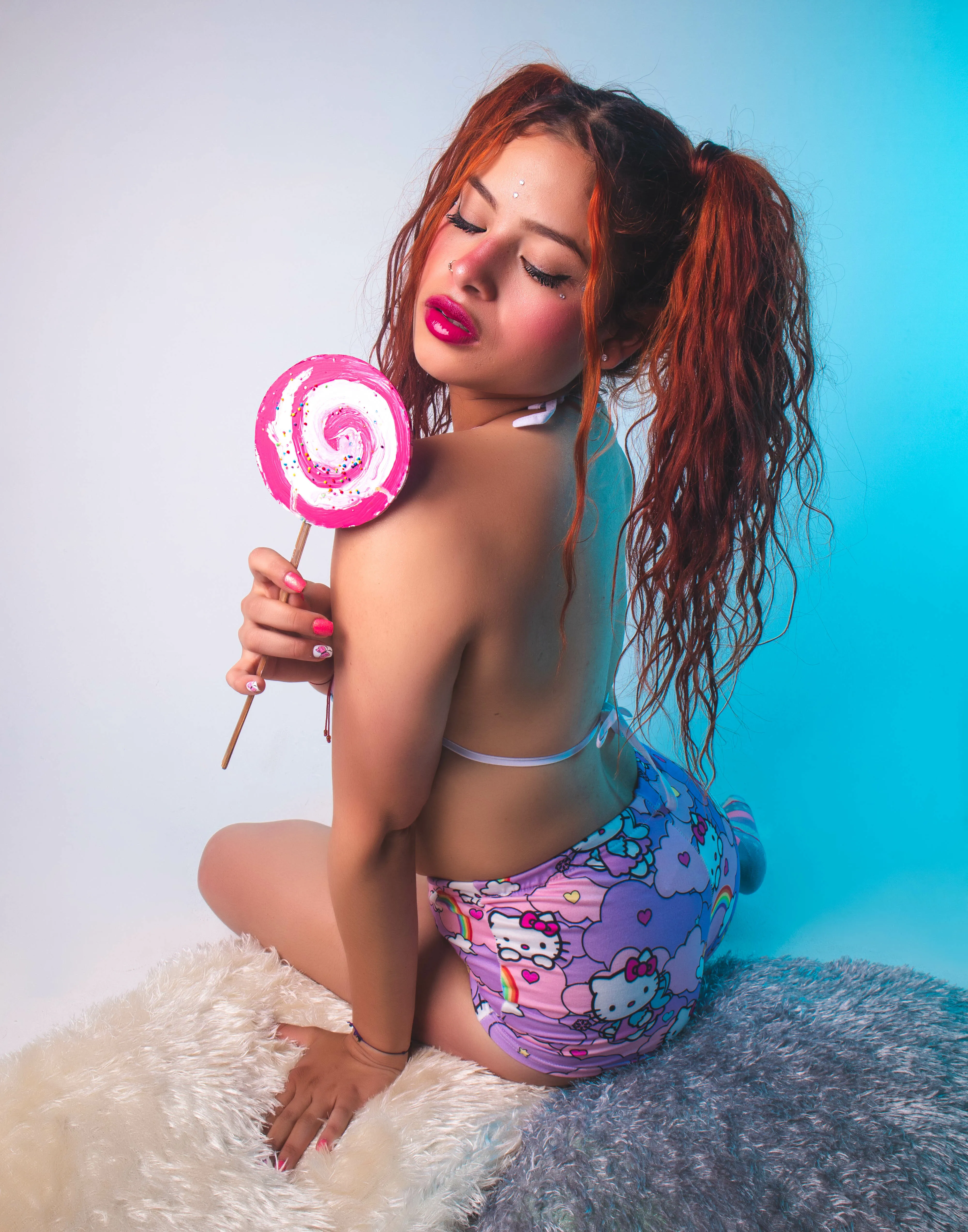 Live sex webcam photo for ShantalSummer #7492426