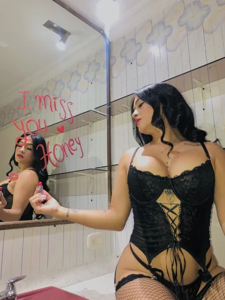 Live sex webcam photo for BiancaSstone #5890832