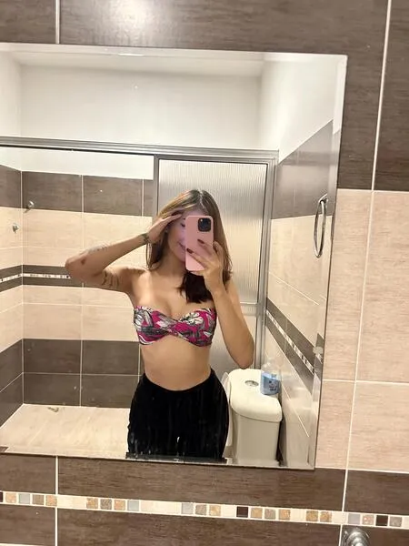 Live sex webcam photo for AnniePeters #6374168