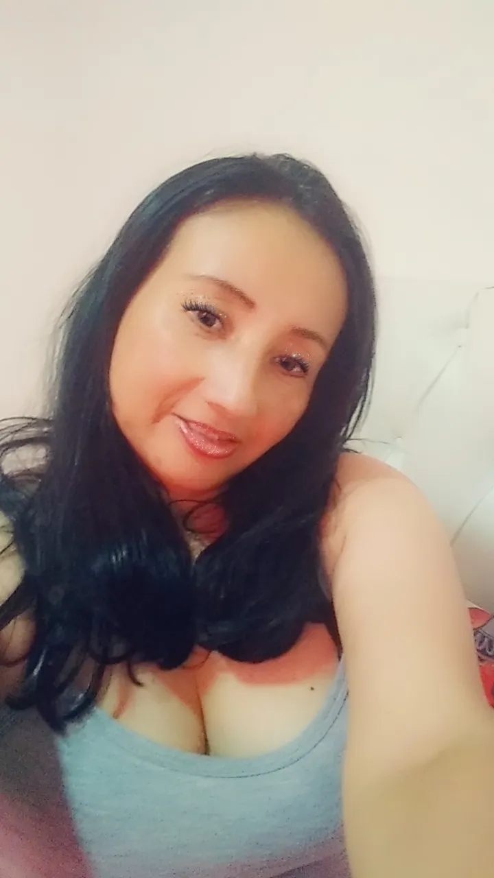 Live sex webcam photo for NASSTYORGASSMICFUUCK #7247631