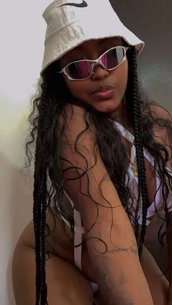 Live sex webcam photo for MissyJolies #6058351