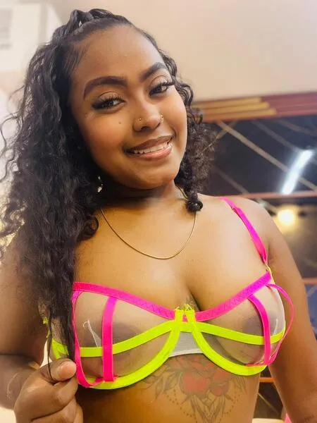 Live sex webcam photo for MissyJolies #6561882