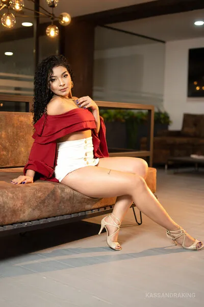 Live sex webcam photo for KassandraKing #3645763