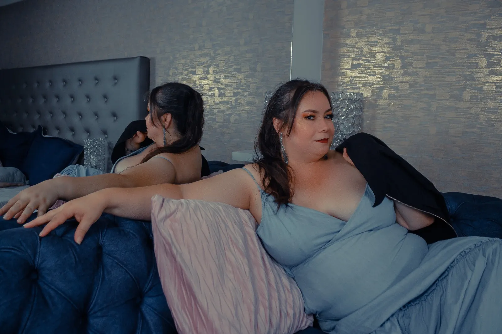 Live sex webcam photo for esmeraldamfc111 #7388238