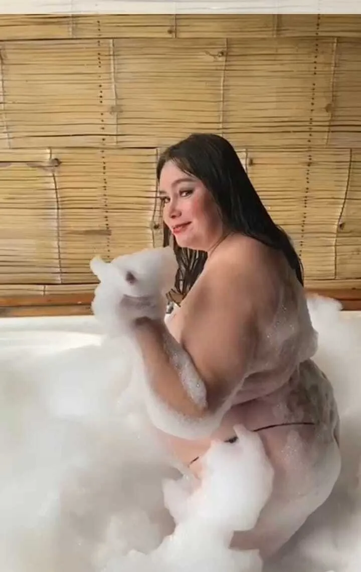 Live sex webcam photo for esmeraldamfc111 #8009253