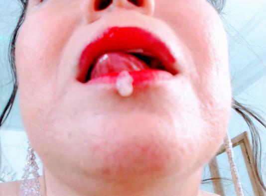 Live sex webcam photo for esmeraldamfc111 #7388206