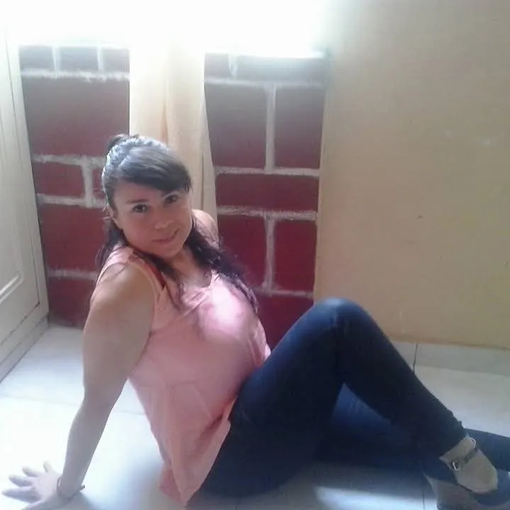 Live sex webcam photo for esmeraldamfc111 #8046136