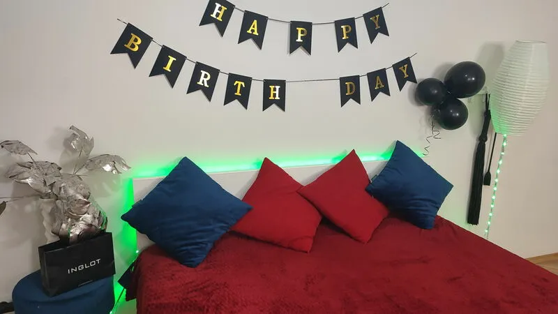 Live sex webcam photo for MisssWild #4097983