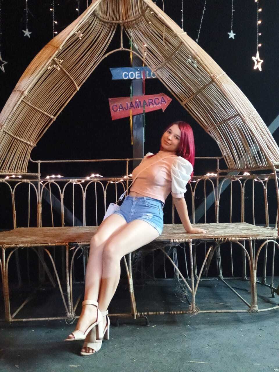 Live sex webcam photo for Seleneg022 #7170345