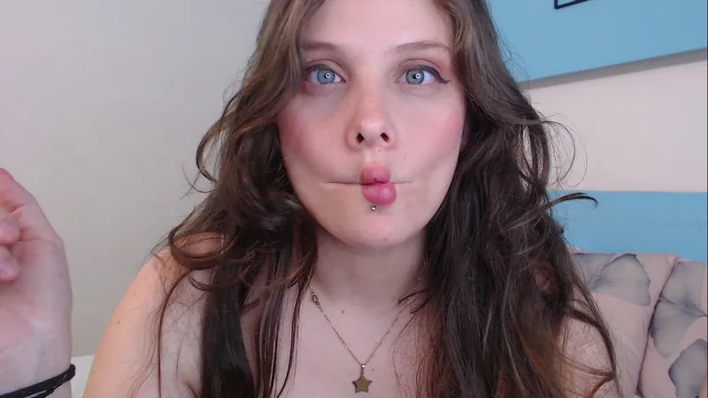 Live sex webcam photo for CharllotteBaker #4058545
