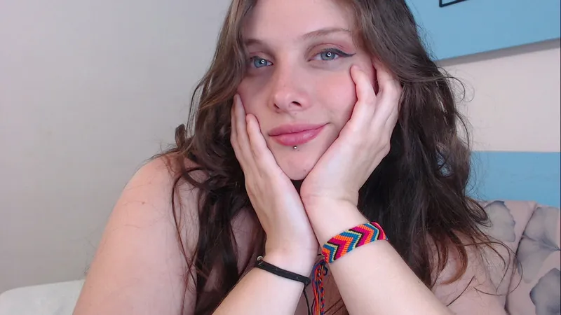 Live sex webcam photo for CharllotteBaker #4058544