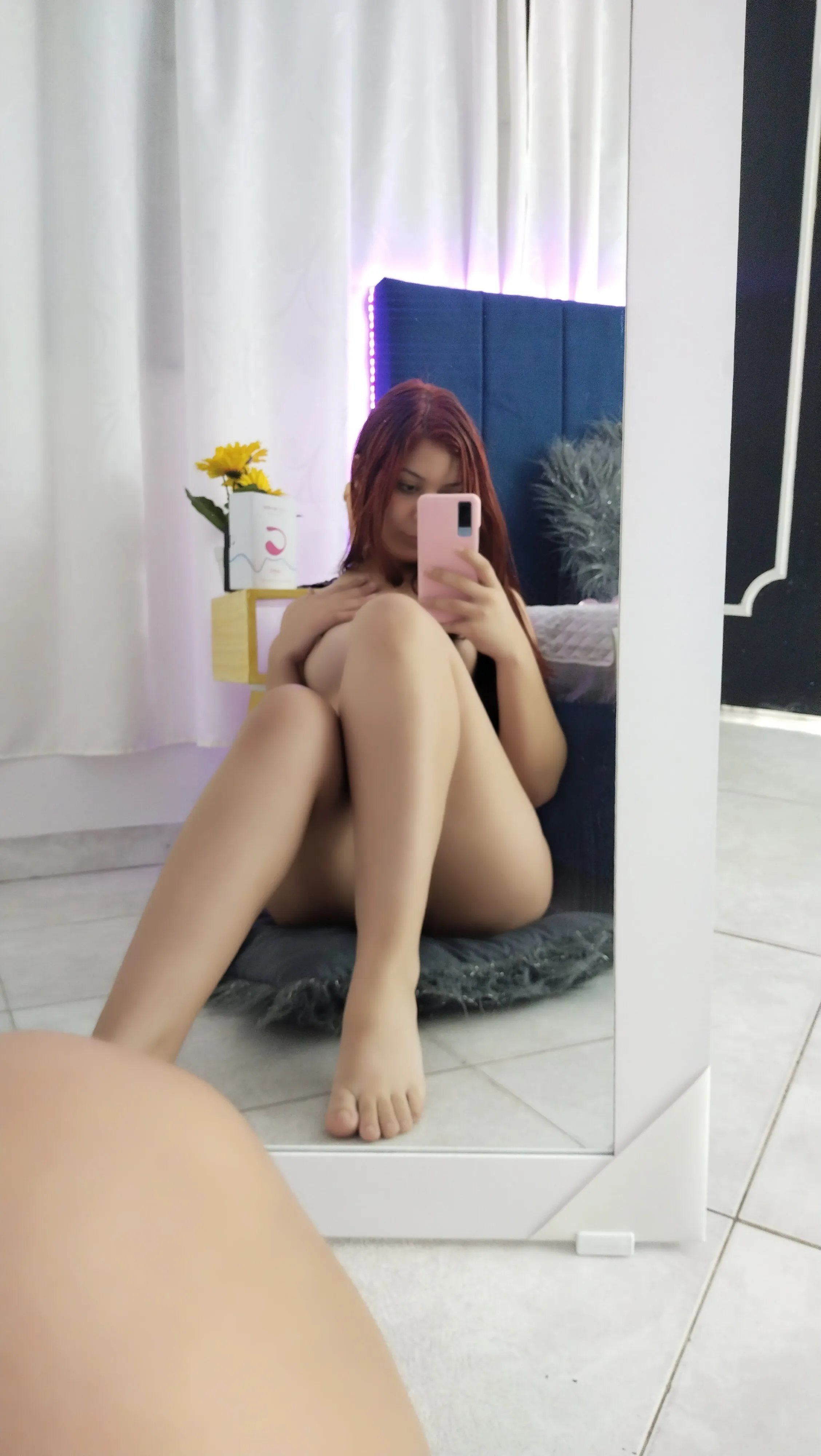 Live sex webcam photo for ZoeLennoxx #7159999