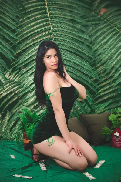 Live sex webcam photo for GraceShelby #4128692