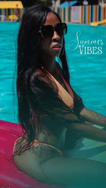 Live sex webcam photo for RachellGrayyy #6242818